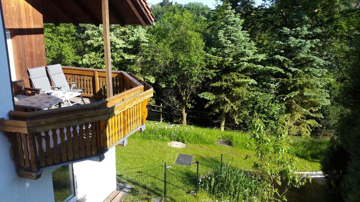 Ferienhaus "Am Schleifenbach" Saalfeld Saale エクステリア 写真