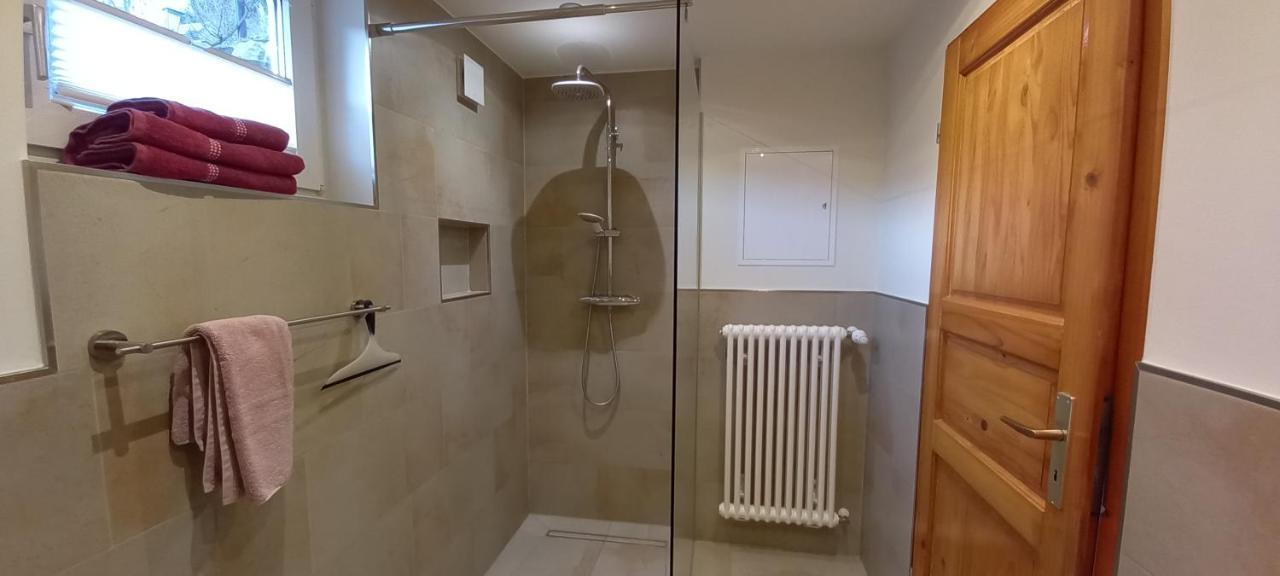 Ferienhaus "Am Schleifenbach" Saalfeld Saale エクステリア 写真
